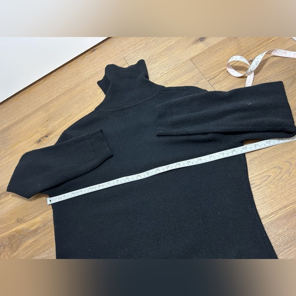 Large cashmere sweater, women’s cashmere turtleneck sweater - Picture 7 of 7
